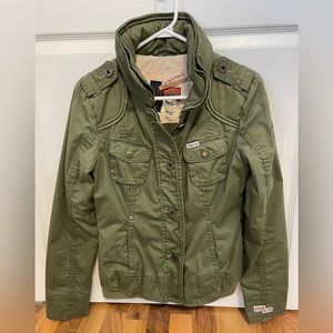 Khujo Women’s Between Seasons Jacket.